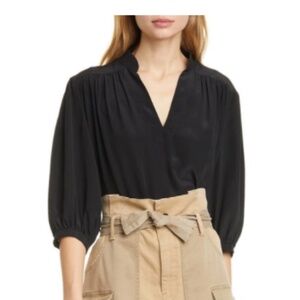 FRAME Cali Silk Top in Noir - M